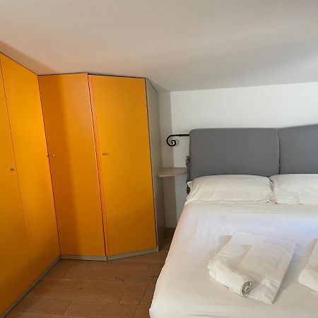 Confortevole Camera Matrimoniale A 500 Mt Dal Mare مارينا دي كارّارا المظهر الخارجي الصورة